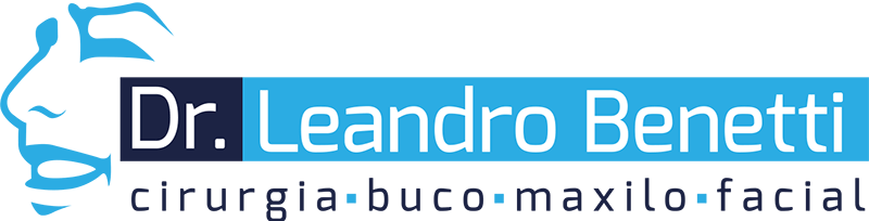 Dentalux logo